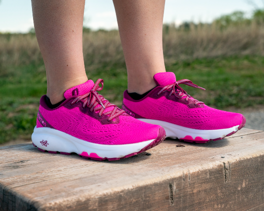 Women's Isaac