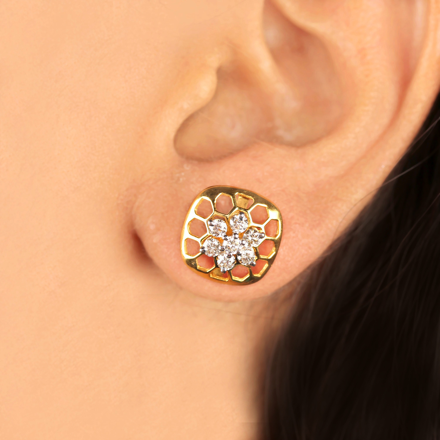Unique Desined Gold Earring